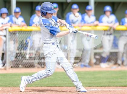 Thumbnail 3 in  Washington [George] vs. La Grande (Pride Classic) photogallery.