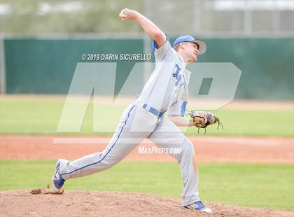 Thumbnail 3 in  Washington [George] vs. La Grande (Pride Classic) photogallery.