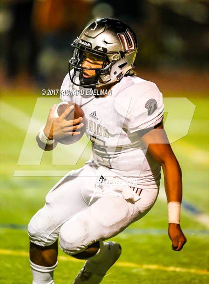 Thumbnail 3 in Union @ Eastside Catholic photogallery.