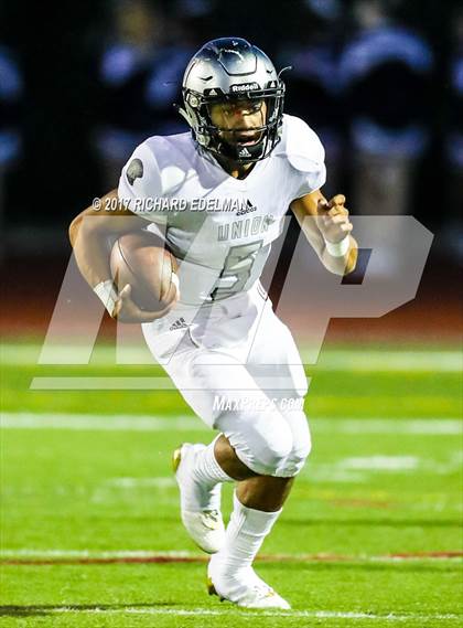 Thumbnail 3 in Union @ Eastside Catholic photogallery.