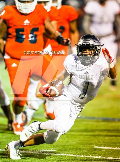 Thumbnail 3 in Union @ Eastside Catholic photogallery.