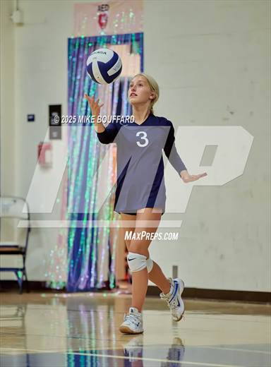 JV: Dunn @ Laguna Blanca