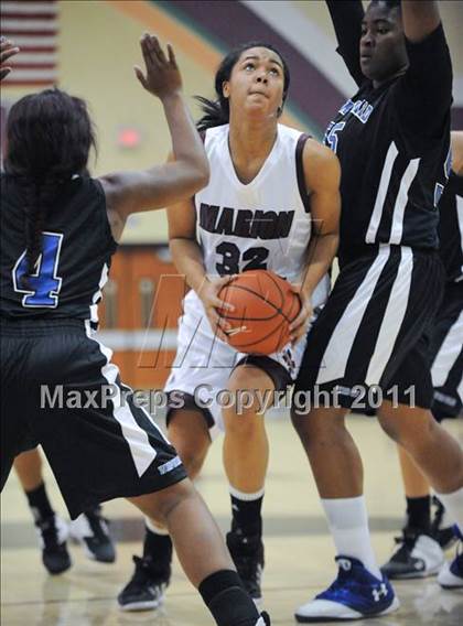 Thumbnail 2 in Windward vs Marion County (Nike Tournament of Champions) photogallery.