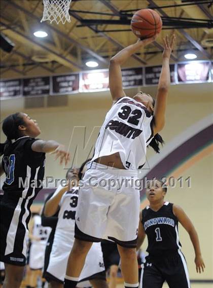 Thumbnail 2 in Windward vs Marion County (Nike Tournament of Champions) photogallery.