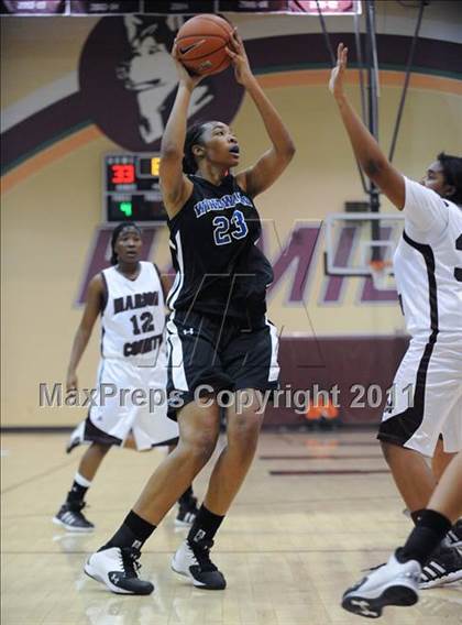 Thumbnail 1 in Windward vs Marion County (Nike Tournament of Champions) photogallery.