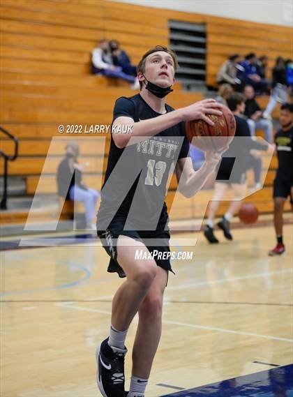 Thumbnail 2 in Archbishop Mitty @ Valley Christian photogallery.