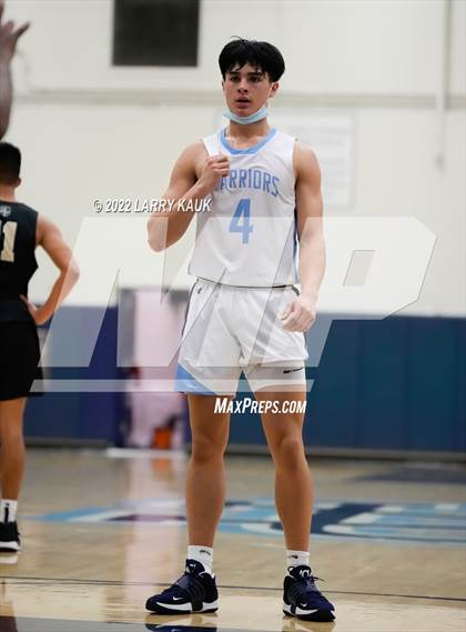 Thumbnail 2 in Archbishop Mitty @ Valley Christian photogallery.