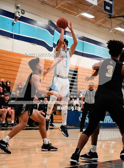 Thumbnail 3 in Archbishop Mitty @ Valley Christian photogallery.