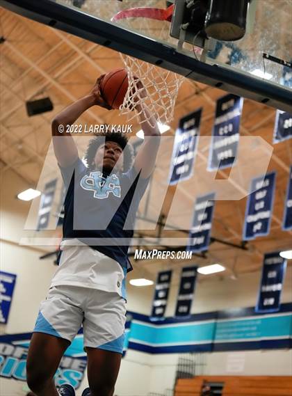 Thumbnail 2 in Archbishop Mitty @ Valley Christian photogallery.