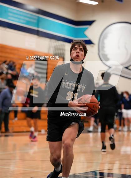 Thumbnail 3 in Archbishop Mitty @ Valley Christian photogallery.