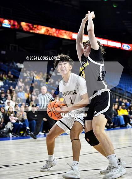 Thumbnail 2 in Northview vs. Temecula Valley (CIF SS DIV 4A Championship) photogallery.