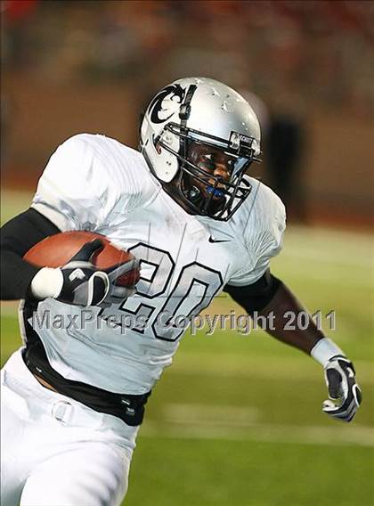 Thumbnail 2 in Guyer @ Marcus ( 5A Division 2 Region 1 Bi-District Playoffs ) photogallery.