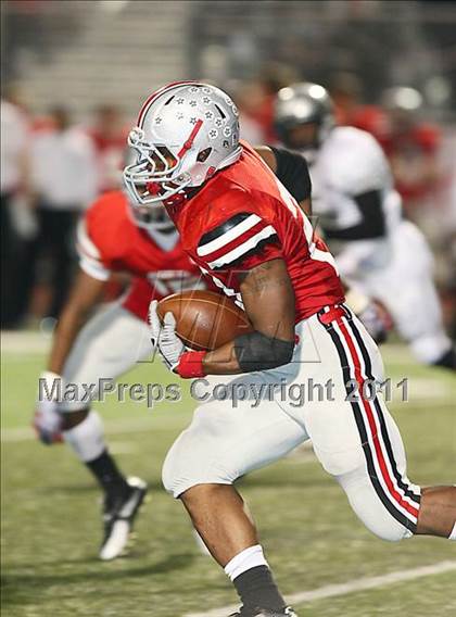 Thumbnail 2 in Guyer @ Marcus ( 5A Division 2 Region 1 Bi-District Playoffs ) photogallery.