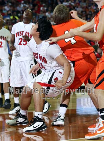 Thumbnail 2 in West Oso vs. Burkburnett (UIL3A Final) photogallery.