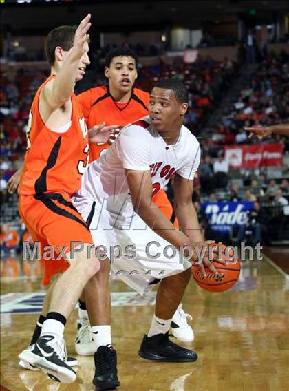 Thumbnail 1 in West Oso vs. Burkburnett (UIL3A Final) photogallery.