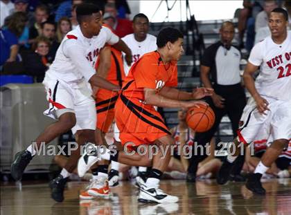 Thumbnail 1 in West Oso vs. Burkburnett (UIL3A Final) photogallery.
