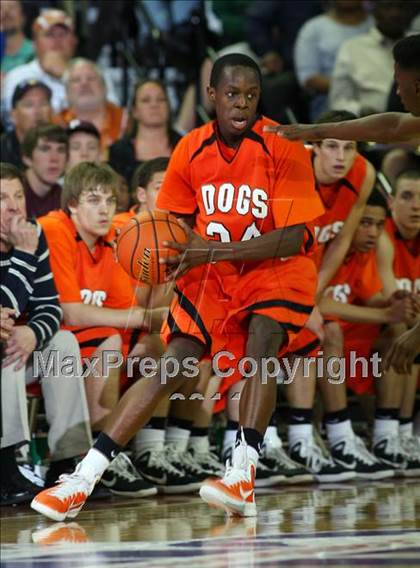 Thumbnail 1 in West Oso vs. Burkburnett (UIL3A Final) photogallery.