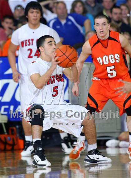 Thumbnail 3 in West Oso vs. Burkburnett (UIL3A Final) photogallery.