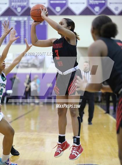 Thumbnail 1 in Winton Woods vs Westerville South (OGBR Classic in the City) photogallery.