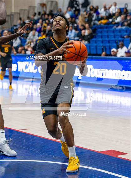 Thumbnail 2 in Bishop McNamara @ Gonzaga (WCAC Semi-Final) photogallery.