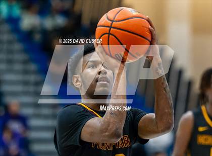 Thumbnail 2 in Bishop McNamara @ Gonzaga (WCAC Semi-Final) photogallery.