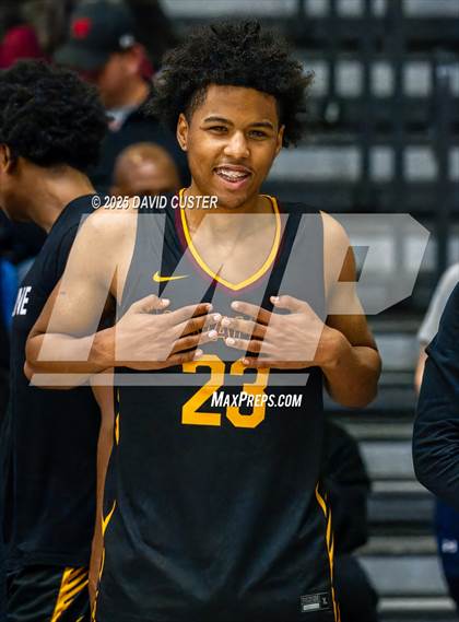 Thumbnail 2 in Bishop McNamara @ Gonzaga (WCAC Semi-Final) photogallery.