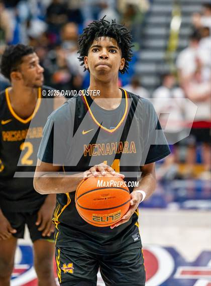 Thumbnail 2 in Bishop McNamara @ Gonzaga (WCAC Semi-Final) photogallery.