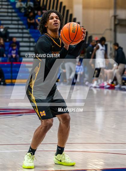 Thumbnail 2 in Bishop McNamara @ Gonzaga (WCAC Semi-Final) photogallery.