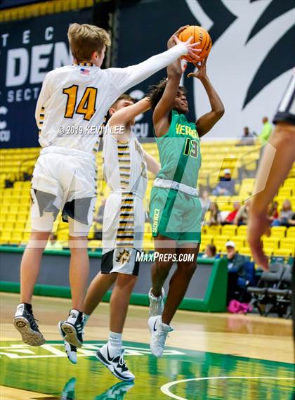 Thumbnail 1 in Kearns vs. Cottonwood (Utah Valley Tip-Off Classic) photogallery.