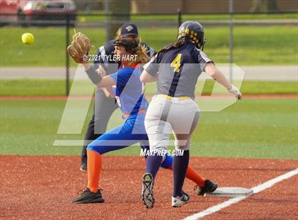 Thumbnail 2 in Mooresville @ Whiteland photogallery.