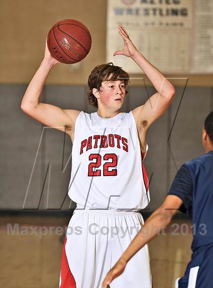 Thumbnail 3 in Loyola vs. Madison-Ridgeland Academy (MaxPreps Holiday Classic) photogallery.