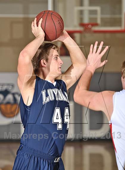 Thumbnail 1 in Loyola vs. Madison-Ridgeland Academy (MaxPreps Holiday Classic) photogallery.