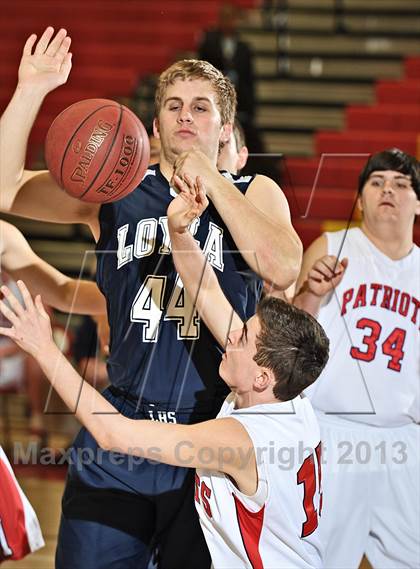 Thumbnail 3 in Loyola vs. Madison-Ridgeland Academy (MaxPreps Holiday Classic) photogallery.