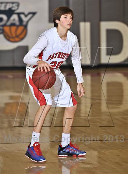 Thumbnail 1 in Loyola vs. Madison-Ridgeland Academy (MaxPreps Holiday Classic) photogallery.