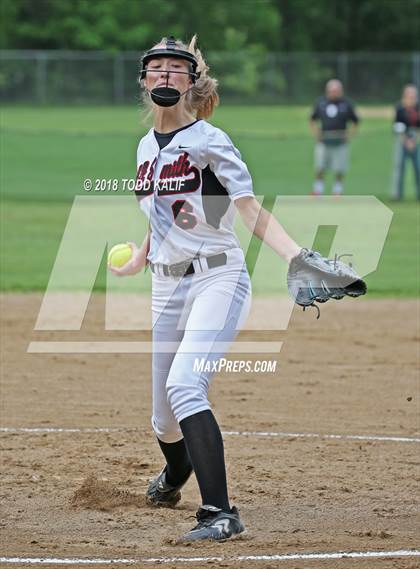 Thumbnail 3 in E.O. Smith/Tolland vs  Amity Regional (CIAC Class LL Quarterfinal) photogallery.
