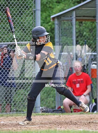 Thumbnail 3 in E.O. Smith/Tolland vs  Amity Regional (CIAC Class LL Quarterfinal) photogallery.