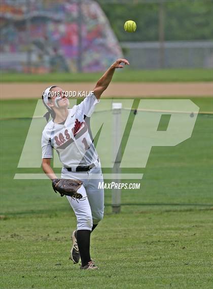 Thumbnail 3 in E.O. Smith/Tolland vs  Amity Regional (CIAC Class LL Quarterfinal) photogallery.