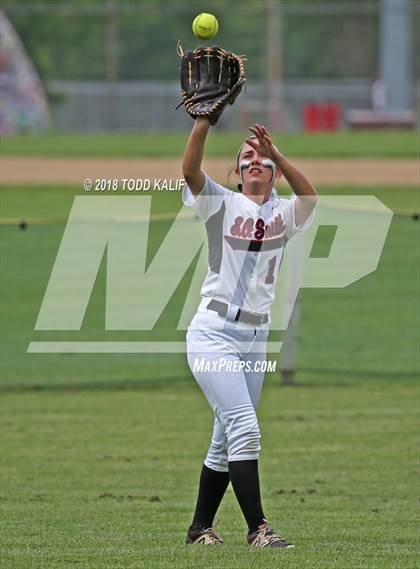 Thumbnail 2 in E.O. Smith/Tolland vs  Amity Regional (CIAC Class LL Quarterfinal) photogallery.