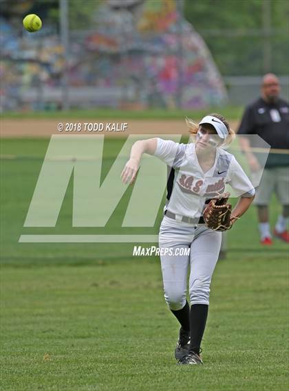 Thumbnail 1 in E.O. Smith/Tolland vs  Amity Regional (CIAC Class LL Quarterfinal) photogallery.