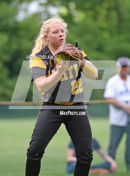 Thumbnail 2 in E.O. Smith/Tolland vs  Amity Regional (CIAC Class LL Quarterfinal) photogallery.