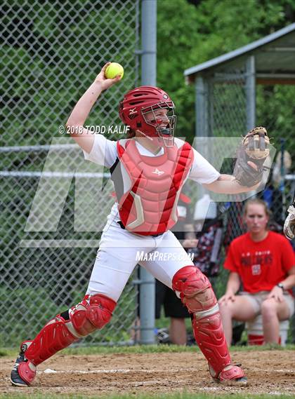 Thumbnail 3 in E.O. Smith/Tolland vs  Amity Regional (CIAC Class LL Quarterfinal) photogallery.