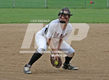 Thumbnail 2 in E.O. Smith/Tolland vs  Amity Regional (CIAC Class LL Quarterfinal) photogallery.