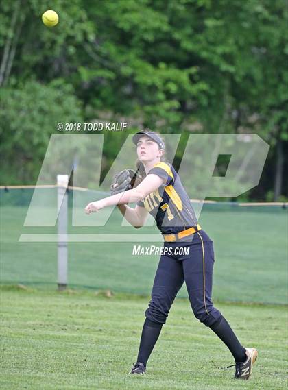Thumbnail 3 in E.O. Smith/Tolland vs  Amity Regional (CIAC Class LL Quarterfinal) photogallery.