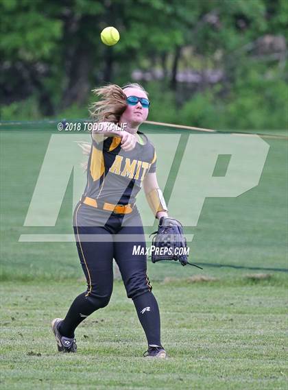 Thumbnail 1 in E.O. Smith/Tolland vs  Amity Regional (CIAC Class LL Quarterfinal) photogallery.
