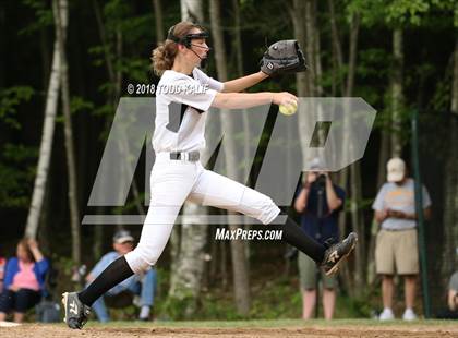 Thumbnail 2 in E.O. Smith/Tolland vs  Amity Regional (CIAC Class LL Quarterfinal) photogallery.