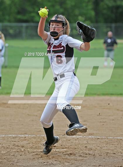 Thumbnail 2 in E.O. Smith/Tolland vs  Amity Regional (CIAC Class LL Quarterfinal) photogallery.