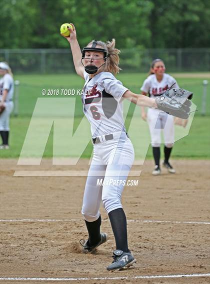 Thumbnail 2 in E.O. Smith/Tolland vs  Amity Regional (CIAC Class LL Quarterfinal) photogallery.