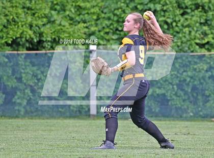 Thumbnail 2 in E.O. Smith/Tolland vs  Amity Regional (CIAC Class LL Quarterfinal) photogallery.