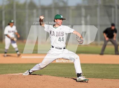 Thumbnail 2 in Great Oak @ Murrieta Mesa photogallery.