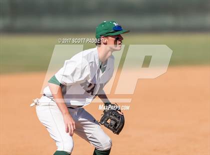 Thumbnail 2 in Great Oak @ Murrieta Mesa photogallery.